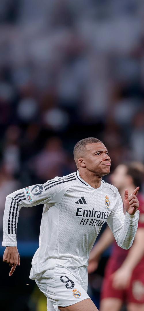 西甲积分榜：巴萨先赛获胜领先皇马4分，马竞两连败暂列第五