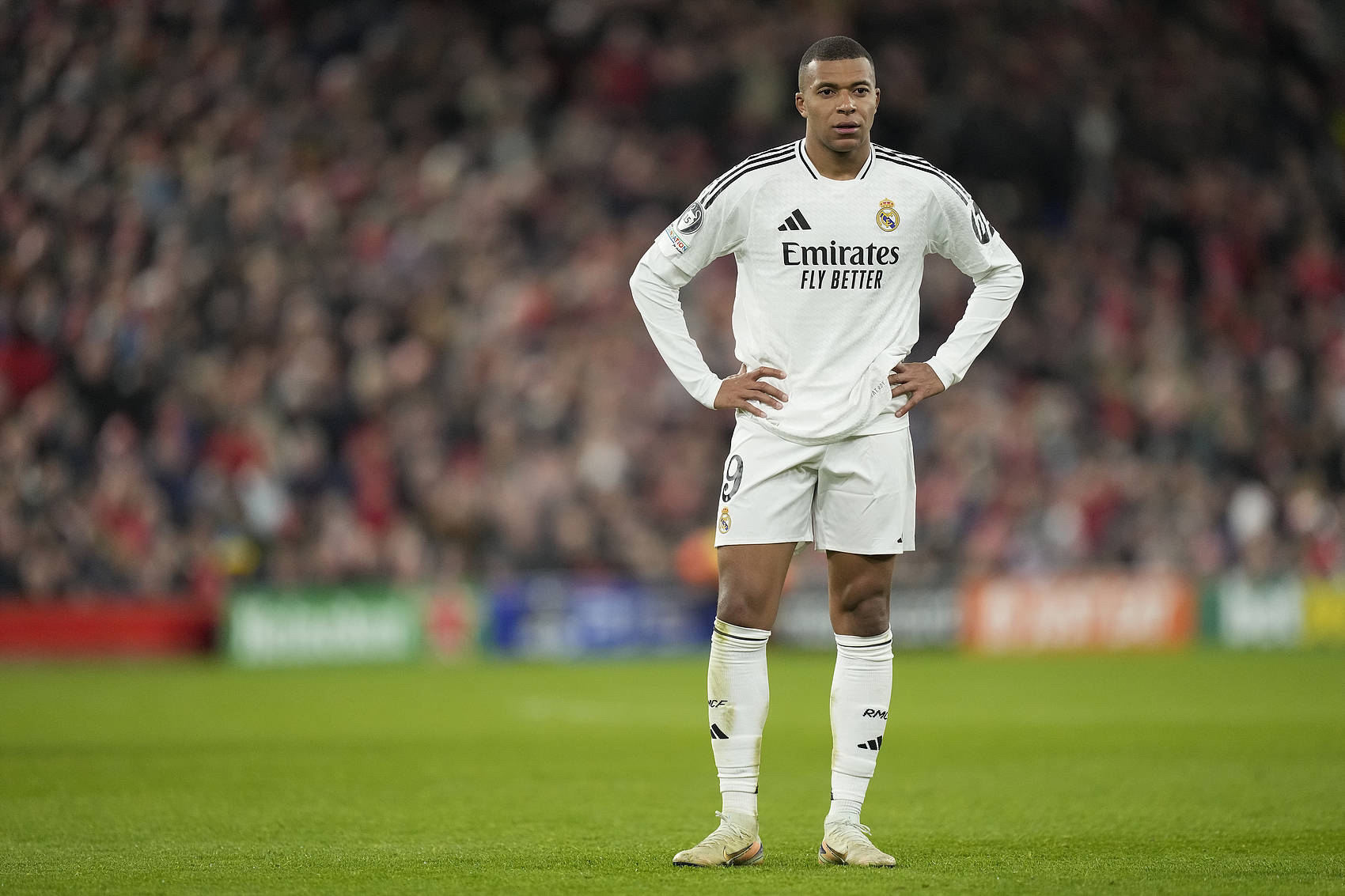 借鉴国米阿德里亚诺改编的莱昂纳多之歌