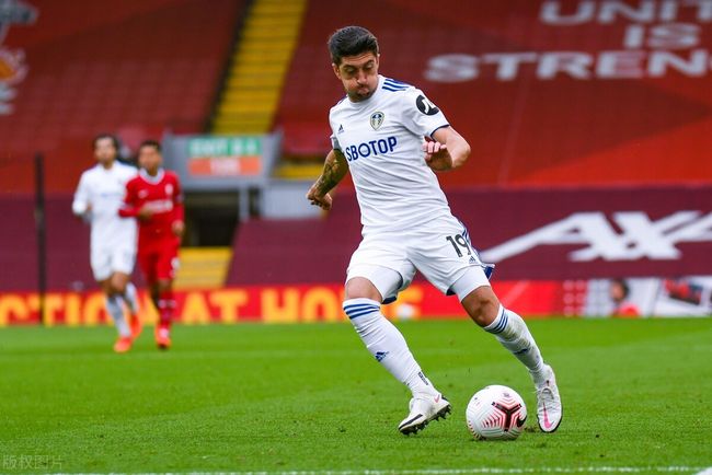 海港亚冠终零封！破2394天魔咒，陈威11次神扑，对手两中门柱