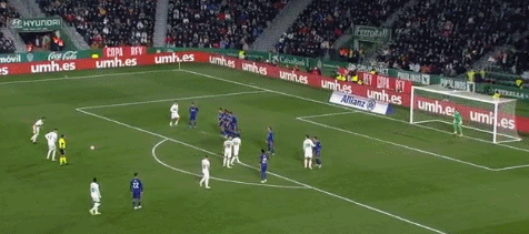 曼城与切尔西本轮积分榜争夺激烈