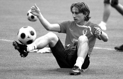 赛季至今效率图公布：火箭进攻第1&独行侠垫底，雷霆防守最强