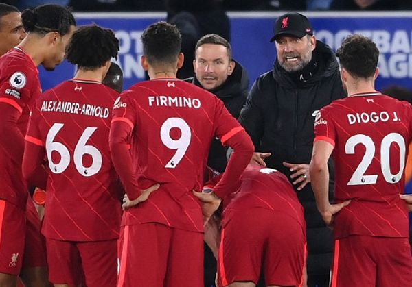 足坛一些球员会不会是有其他副业……？